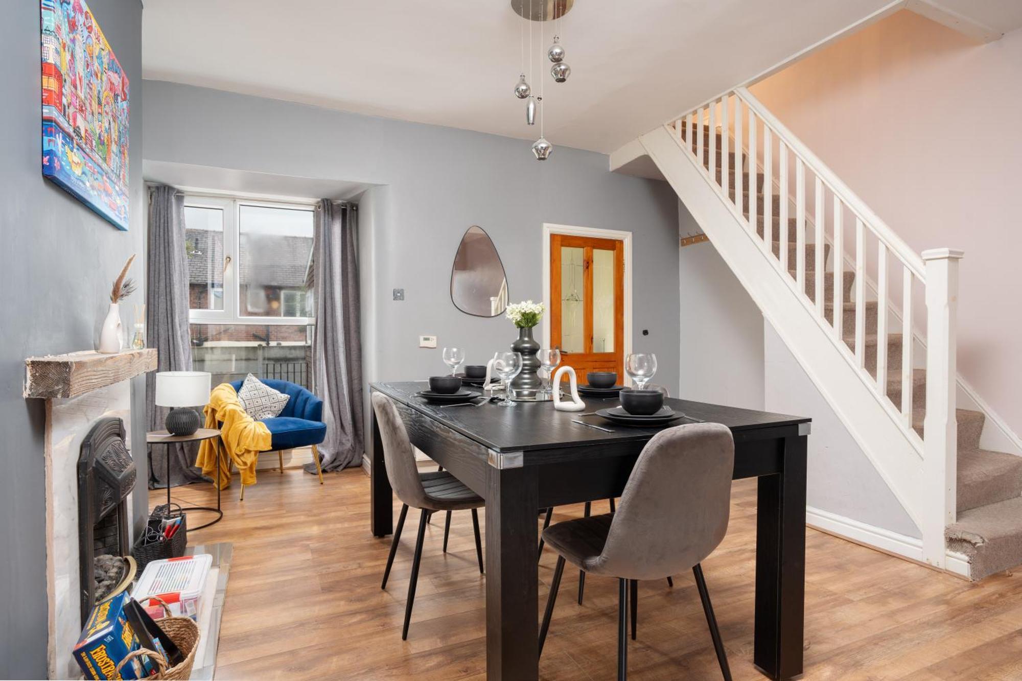 Modern & Spacious - Pool Table - Free Parking - Sleeps 10 Манчестер Екстер'єр фото